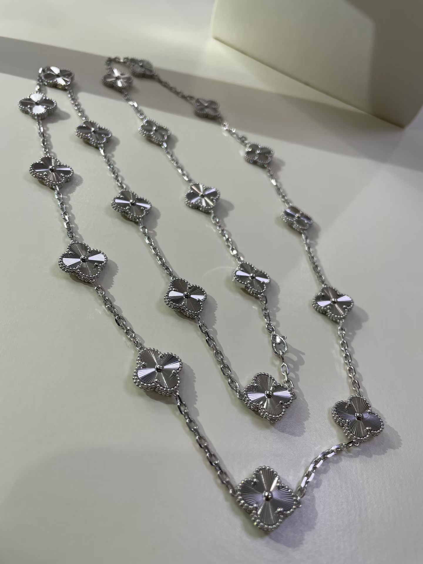 [Glimmer]CLOVER 20 MOTIFS SILVER LASER