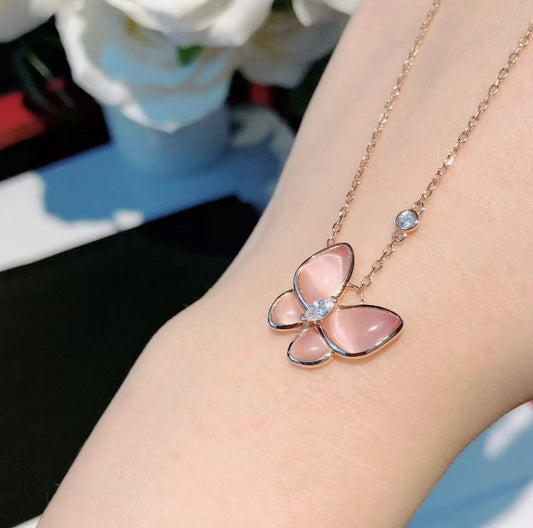 [Glimmer]BUTTERFLY PINK MOTHER-OF-PEARL DIAMOND NECKLACE