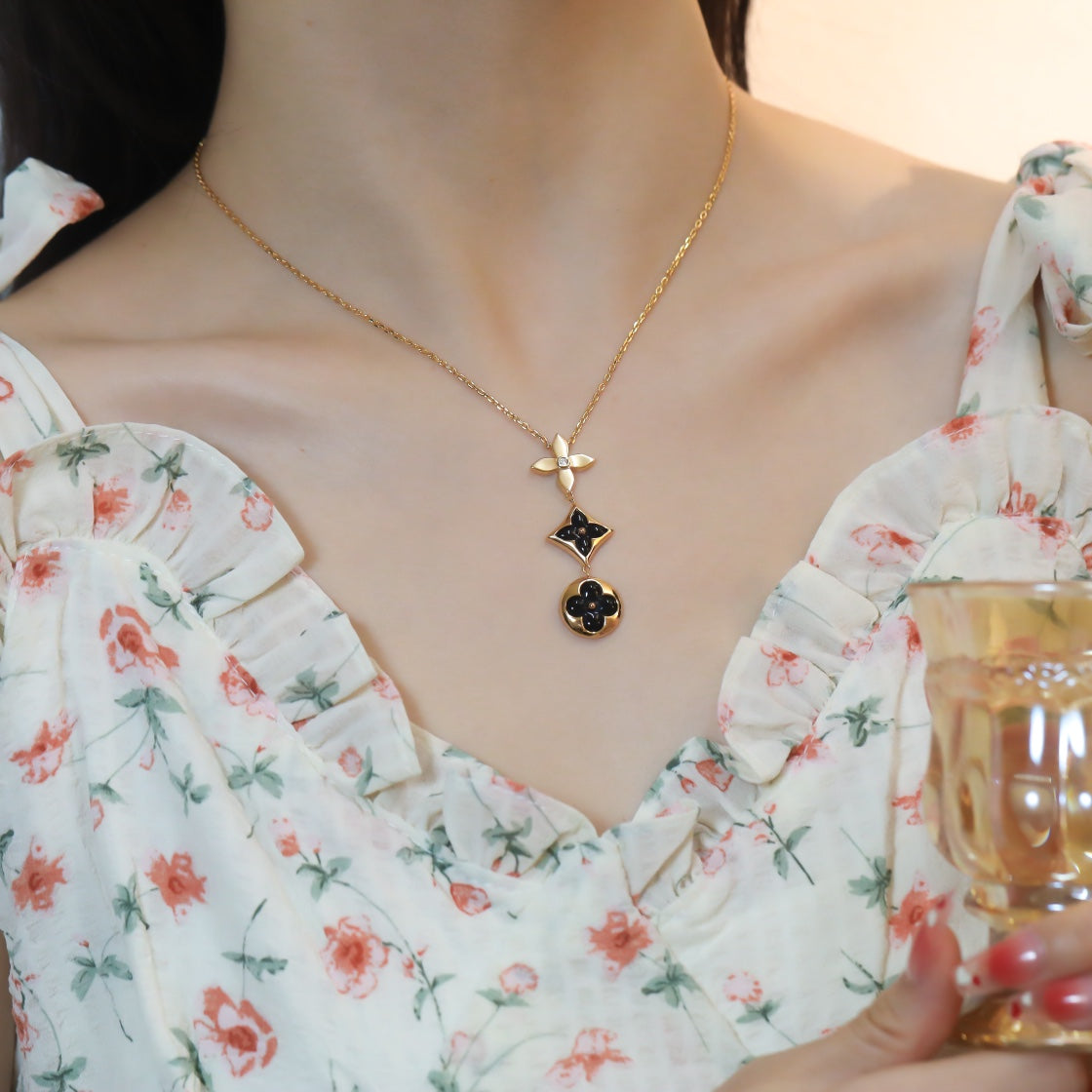 [Glimmer]STAR AND SUN ONYX PINK GOLD NECKLACE
