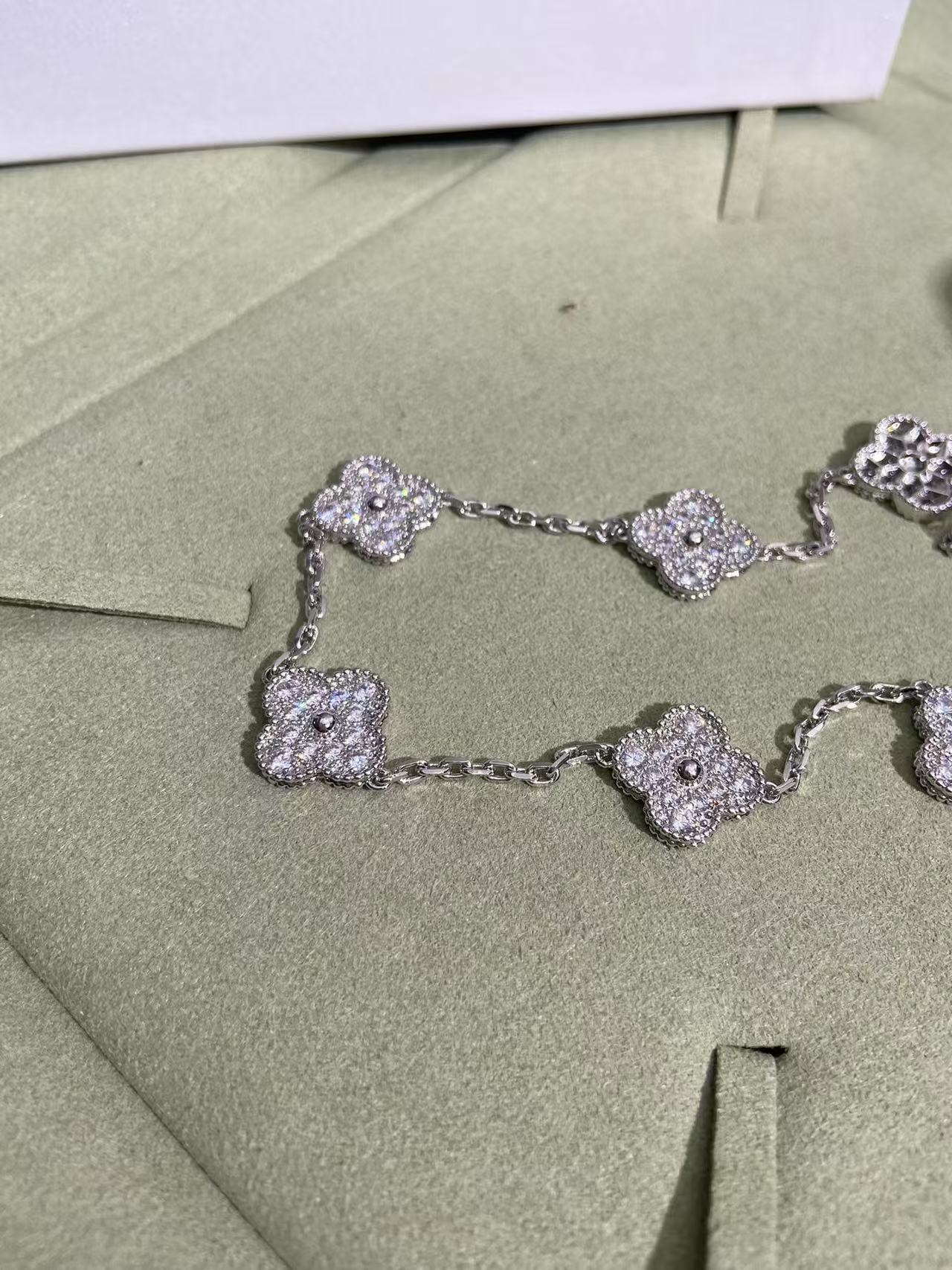 [Glimmer Jewelry]CLOVER 10 MOTIFS  FULL DIAMOND NECKLACE