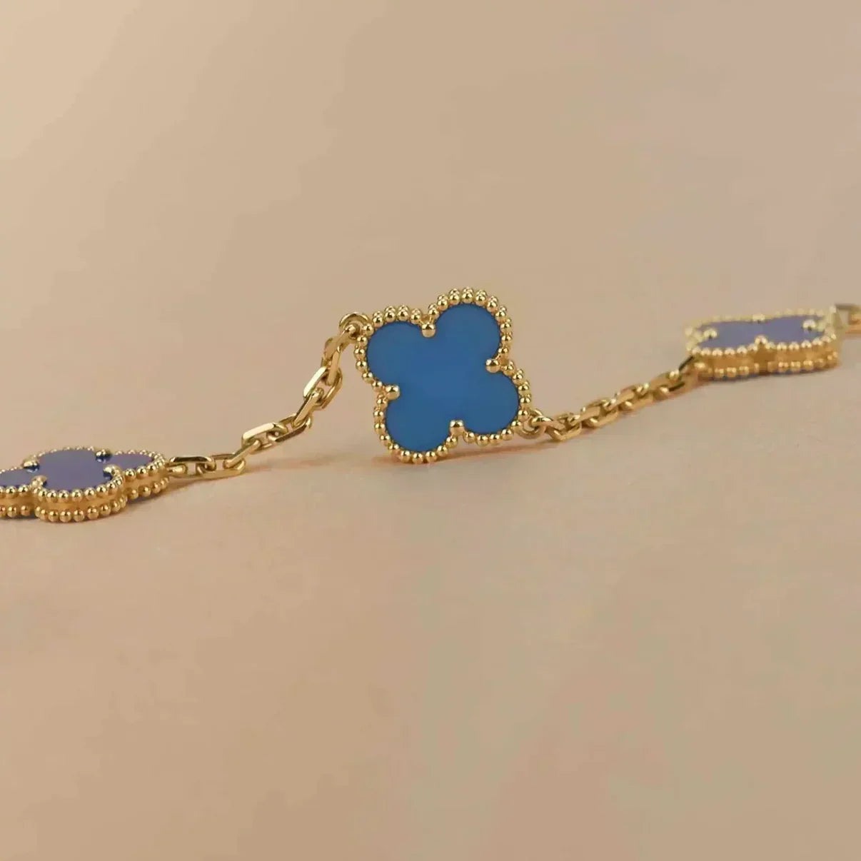 [Glimmer] CLOVER 5 MOTIF BLUE AGATE BRACELET COLLECTION