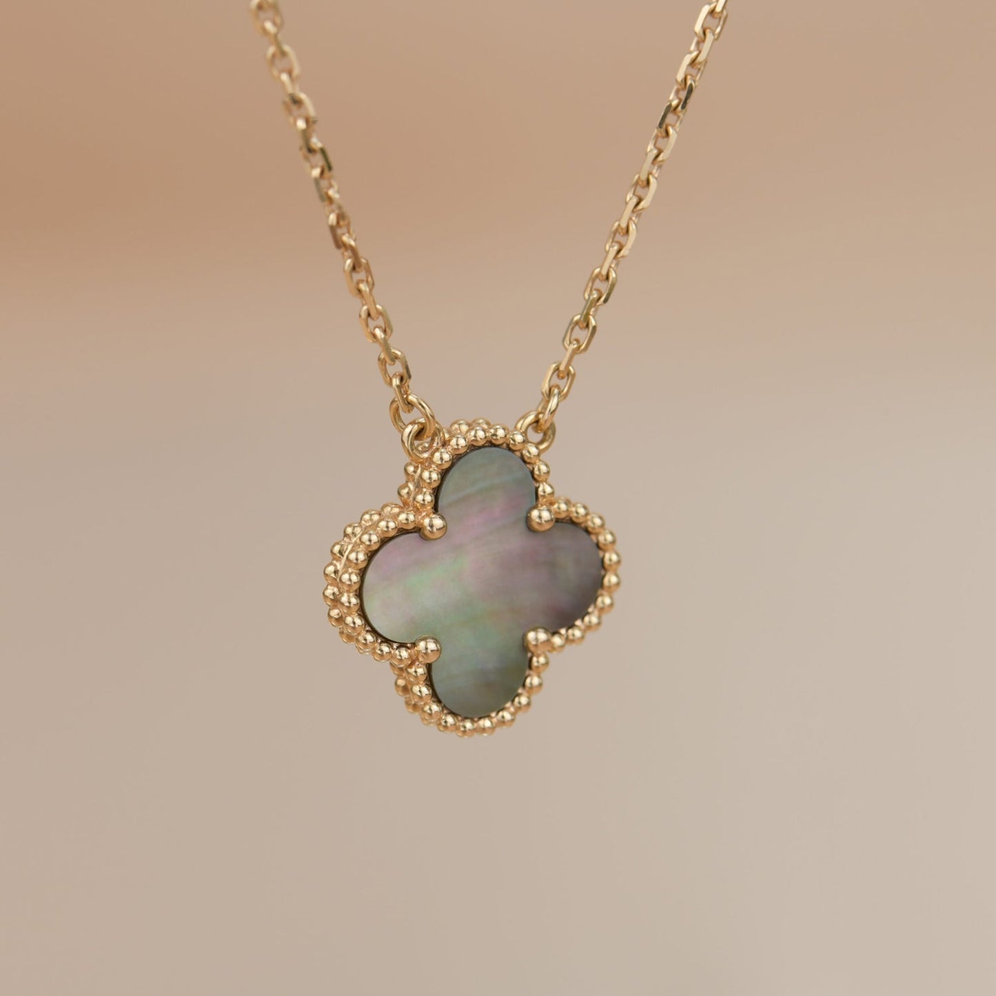 [Glimmer]CLOVER 15MM  GRAY MOTHER OF PEARL NECKLACE
