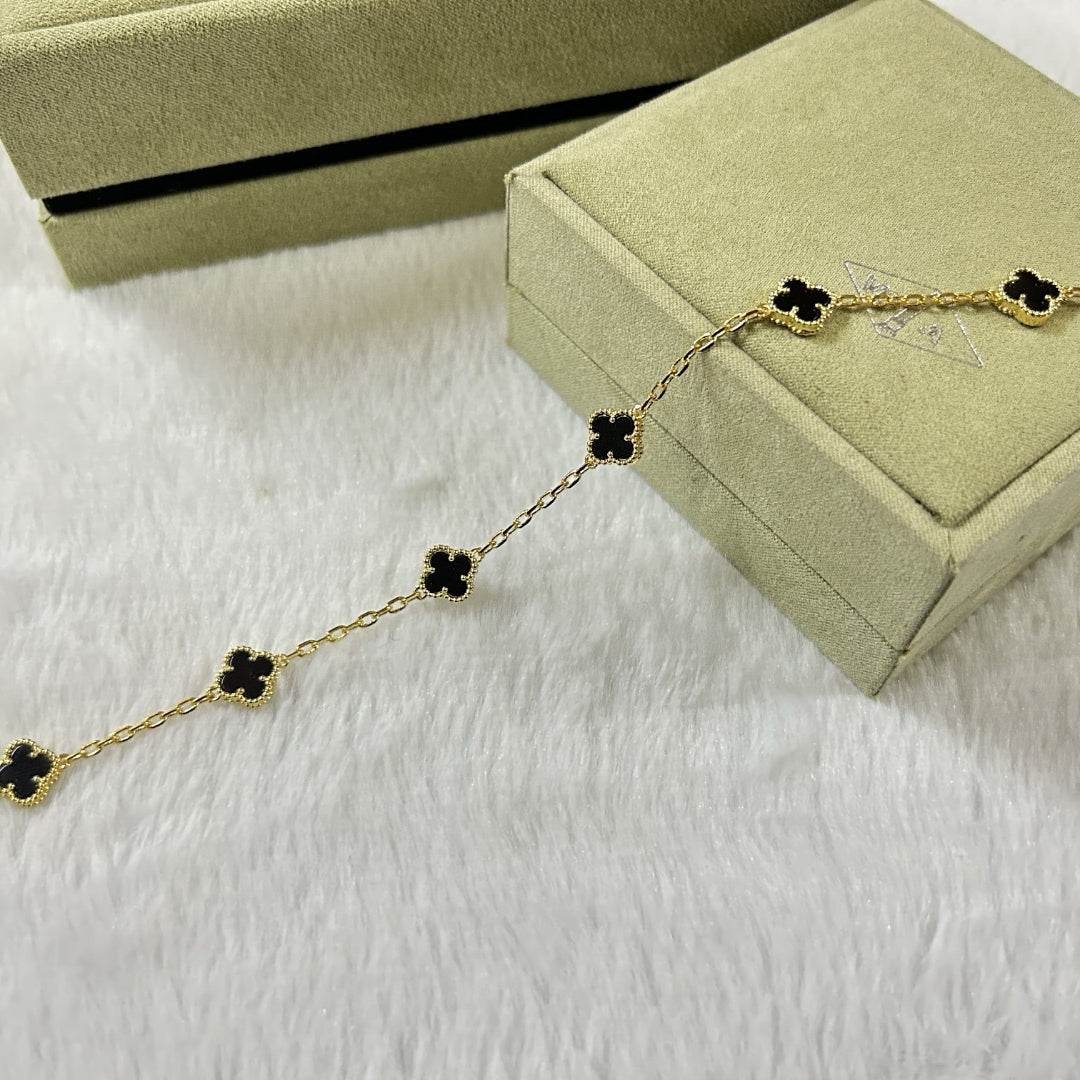 [Glimmer]CLOVER 6 MOTIF  ONYXS BRACELET-w