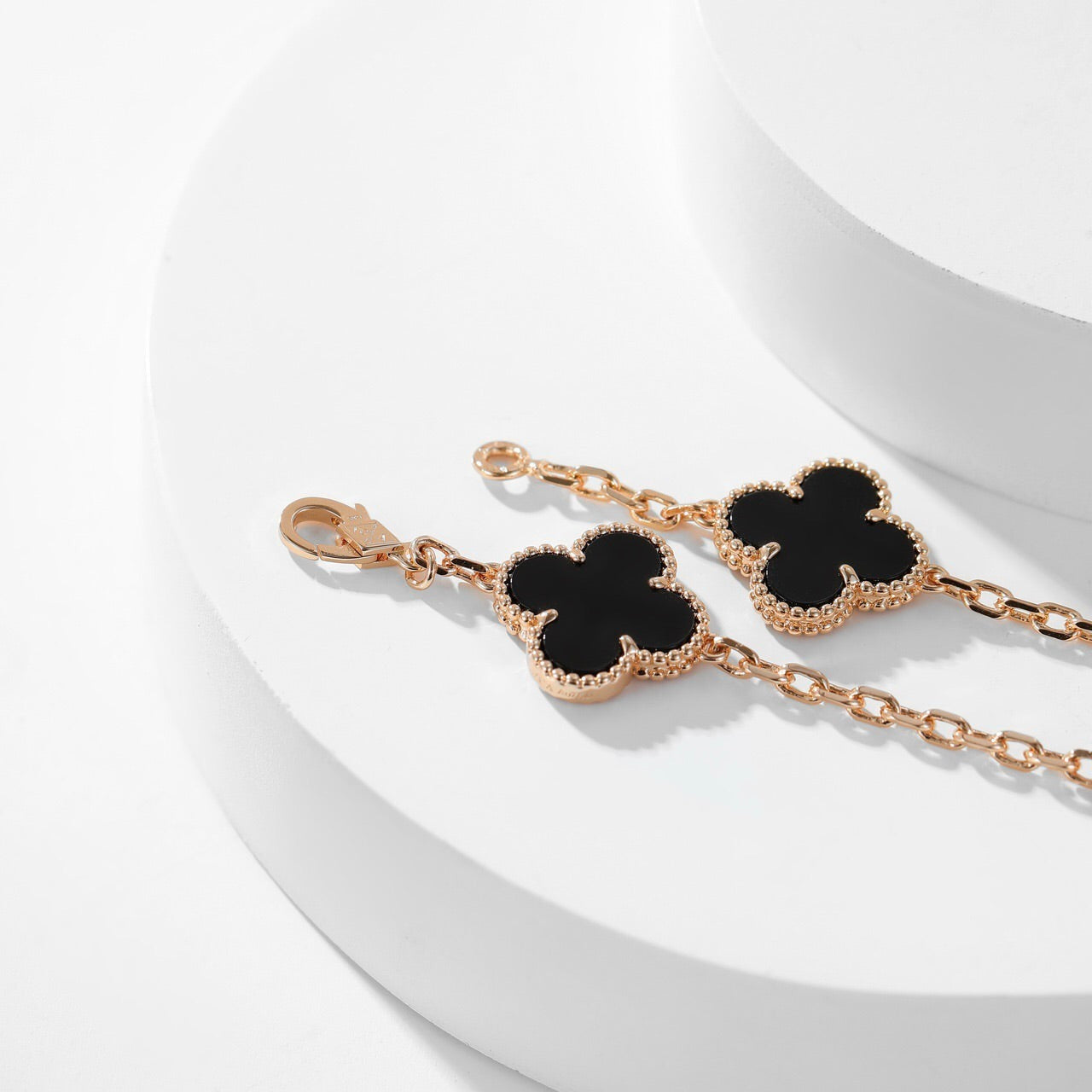 [Glimmer]CLOVER 10 MOTIFS ONYX NECKLACE