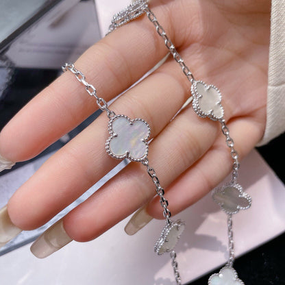 [Glimmer]CLOVER 10 MOTIFS WHITE MOTHER OF PEARL NECKLACE