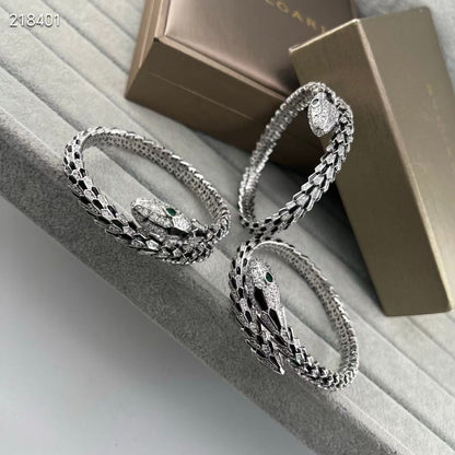 [Glimmer]NEW OBSIDIAN & DIAMOND SERPENT BRACELET