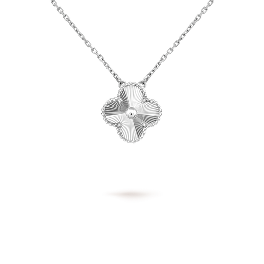 [Glimmer]CLOVER 15MM LASER NECKLACE SILVER