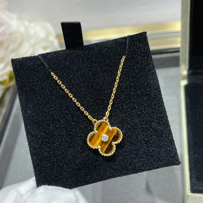 [Glimmer]CLOVER 15MM DIAMOND AND YELLOW TIGER'S EYE AGATE necklace
