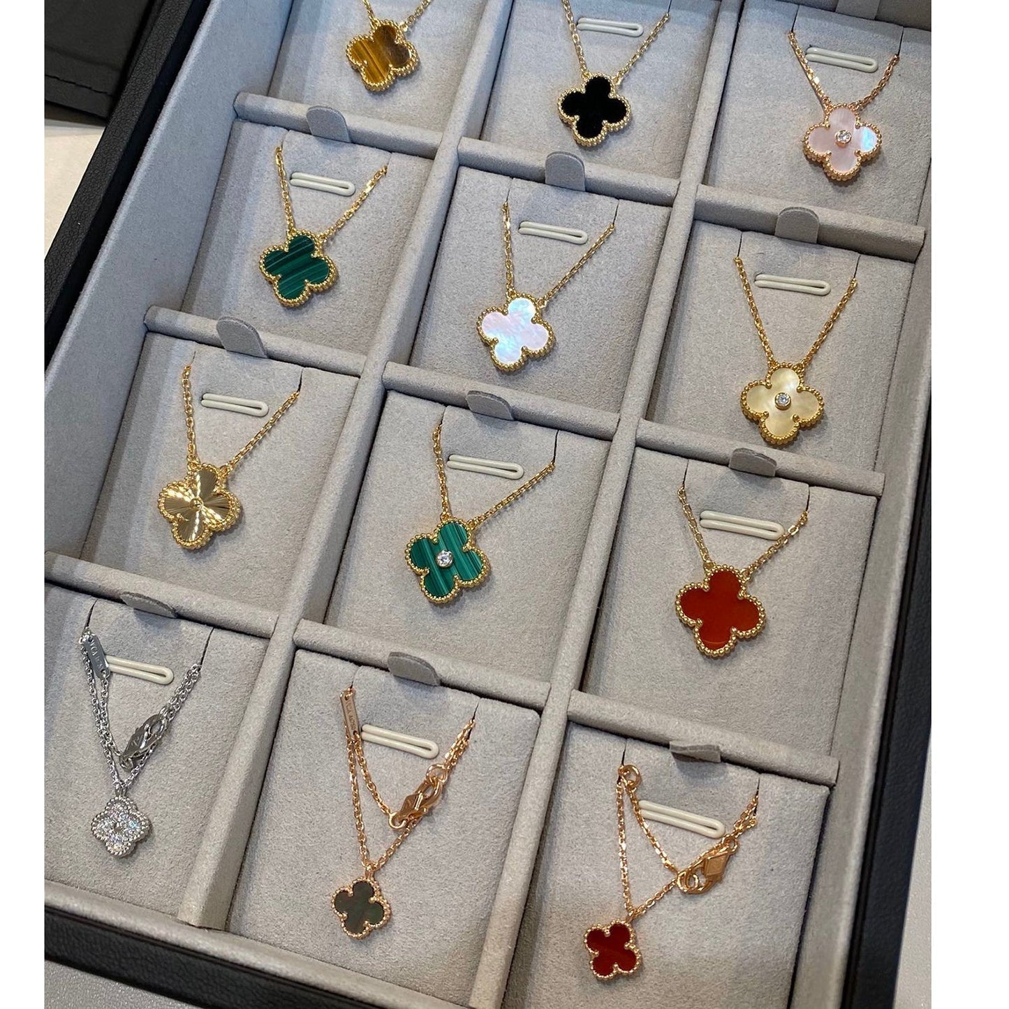[Glimmer]CLOVER 15MM LASER NECKLACE SILVER