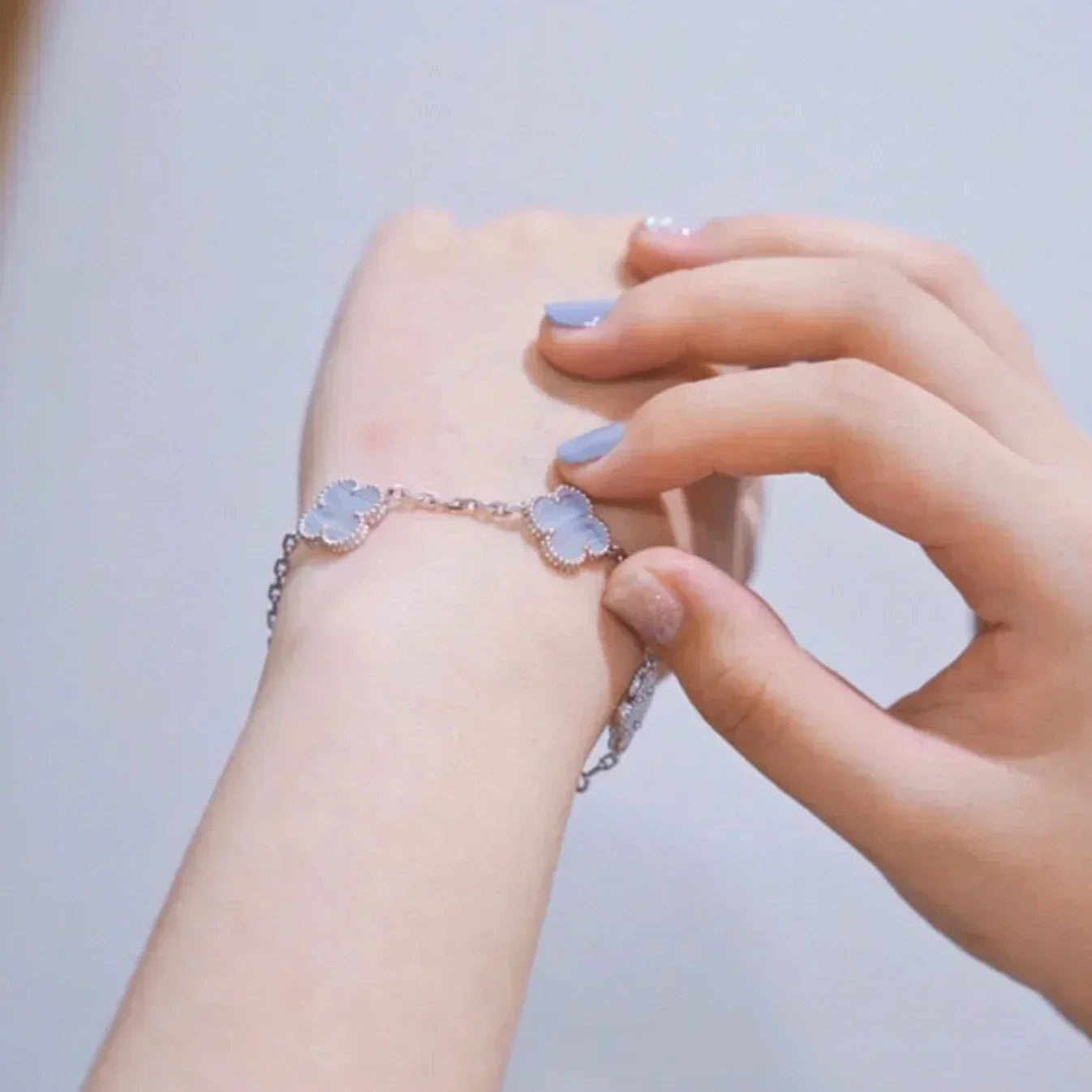 [Glimmer] CLOVER 5 MOTIF PURPLE CHALCEDONY BRACELET COLLECTION