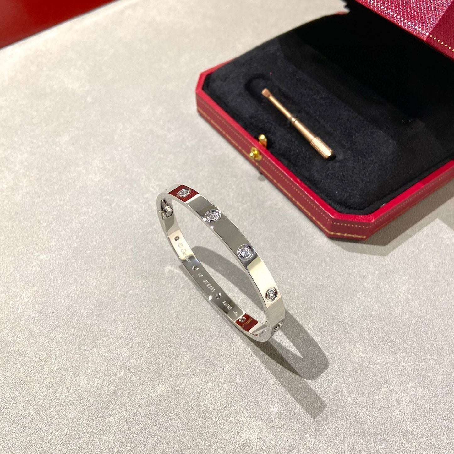 [Glimmer]LOVE BRACELET 6.1MM 10 DIAMONDS