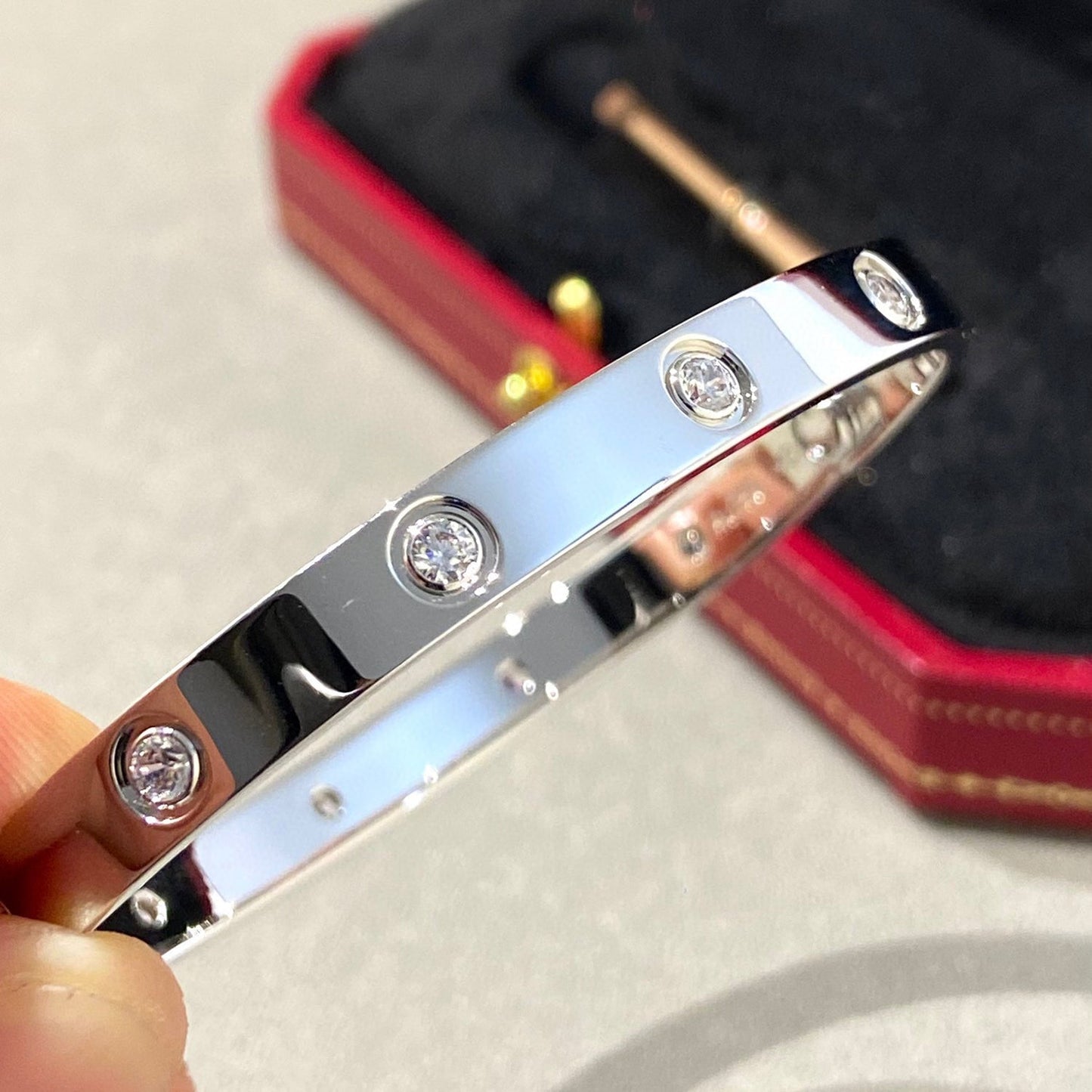[Glimmer]LOVE BRACELET 6.1MM 10 DIAMONDS
