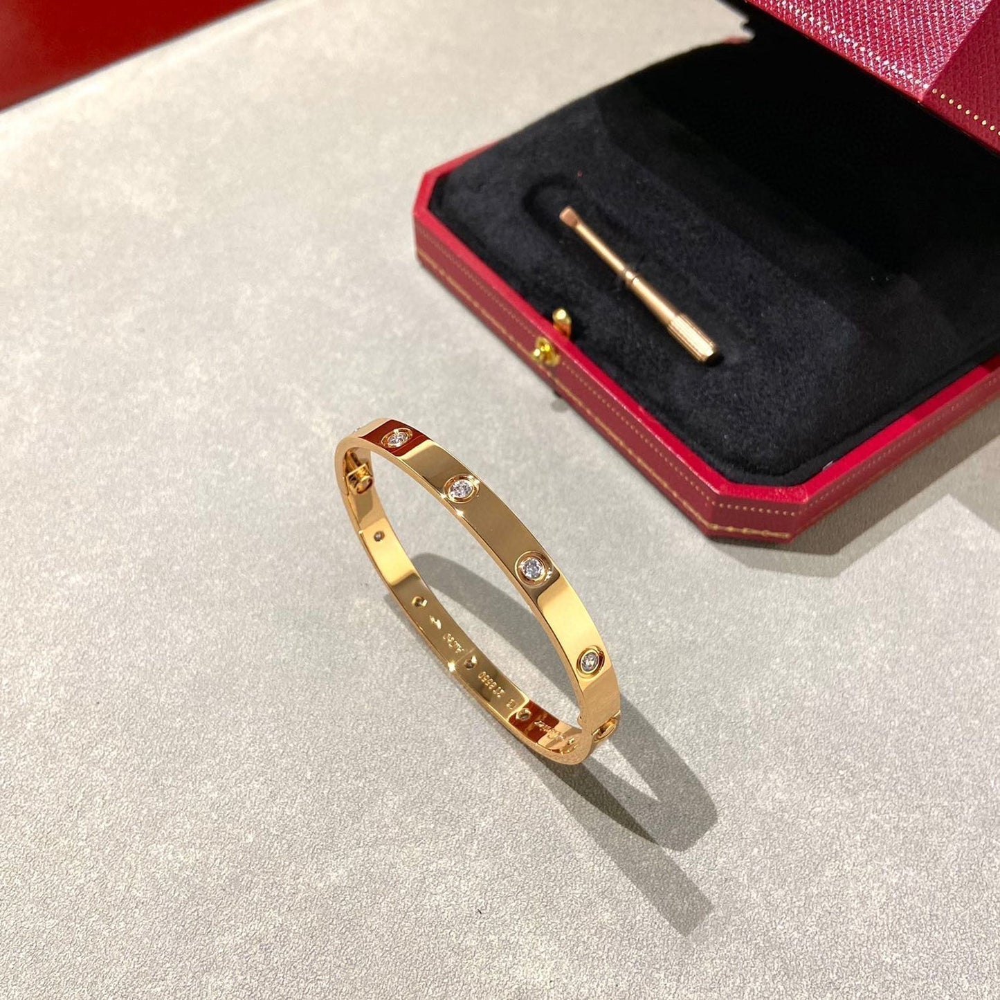 [Glimmer]LOVE BRACELET 6.1MM 10 DIAMONDS