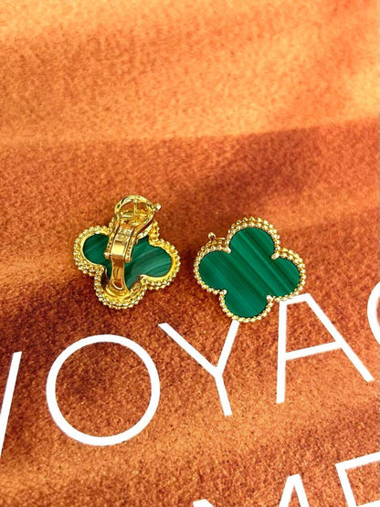 [Glimmer] CLOVER LARGE (20mm) 1 MOTIFS GREENER MOP STUD EARRINGS