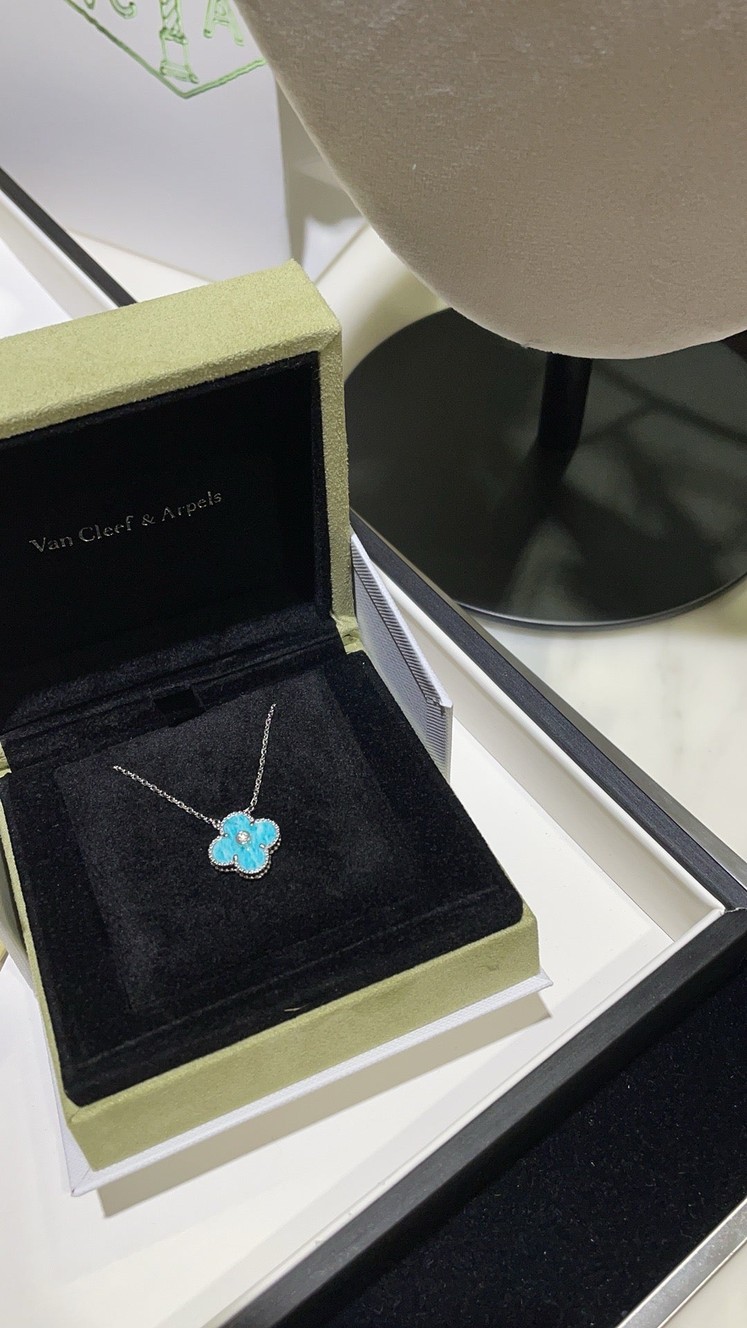 [Glimmer]CLOVER 15MM DIAMOND SVRES PORCELAIN  NECKLACE SILVER