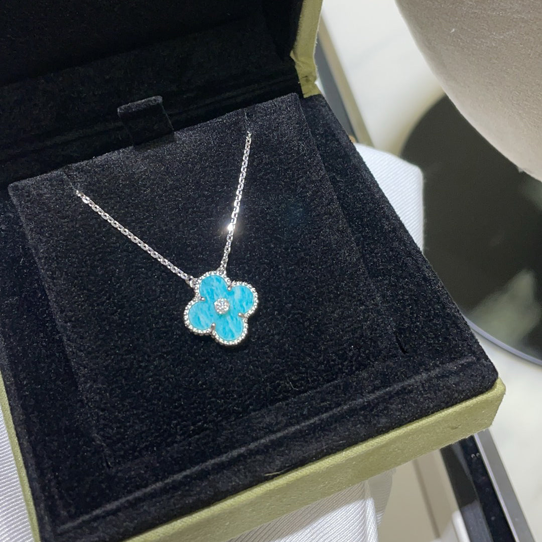 [Glimmer]CLOVER 15MM DIAMOND SVRES PORCELAIN  NECKLACE SILVER