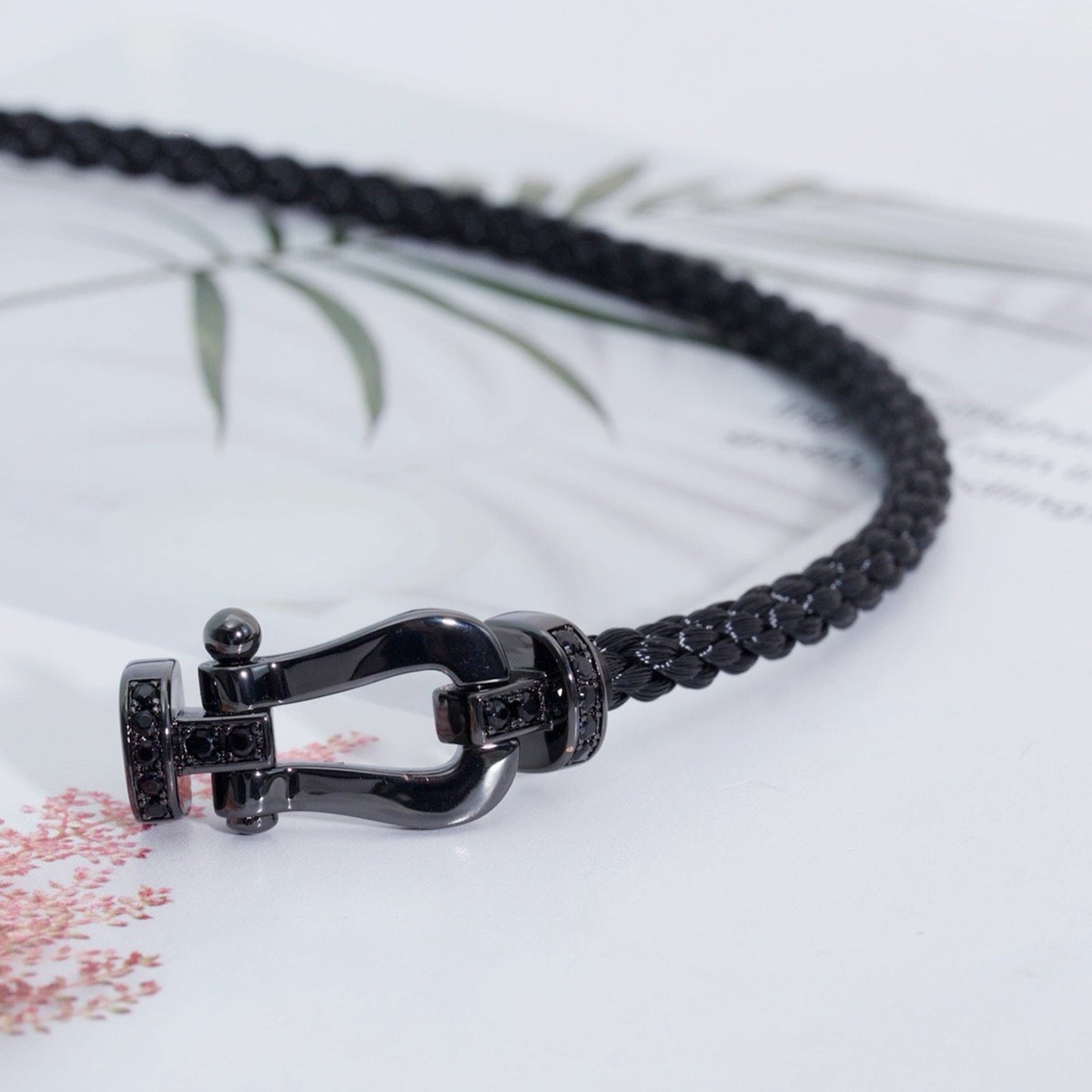 [Glimmer]FORCE LARGE SERIES HORSESHOE BLACK SAMURAI BRACELET