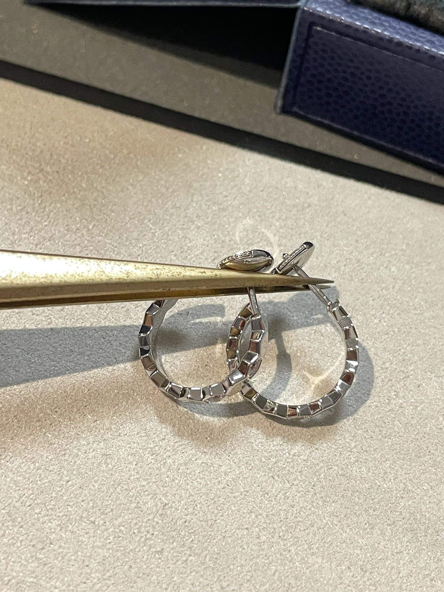 [Glimmer]Hollow Design Four-Leaf Clover Flower Shape Ring