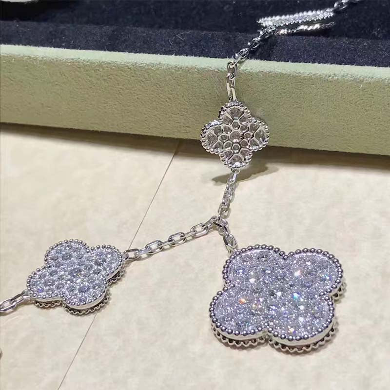 [Glimmer]クローバー 6モチーフ シルバーダイヤモンドブレスレット