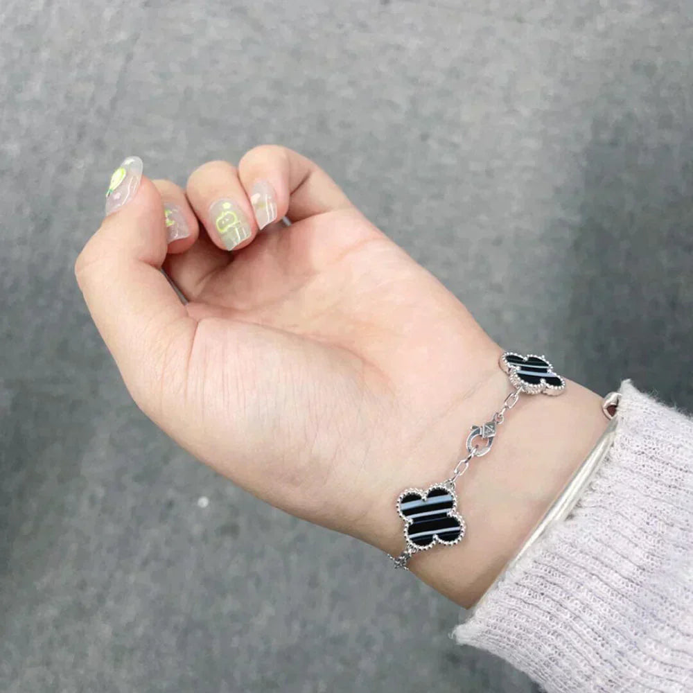 [Glimmer] CLOVER 5 MOTIF PULSAR STONE BRACELET COLLECTION