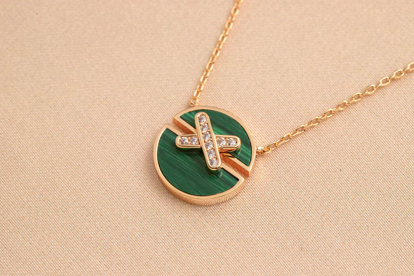 [Glimmer]JEUX DE Glimmer GOLD DIAMOND NECKLACE