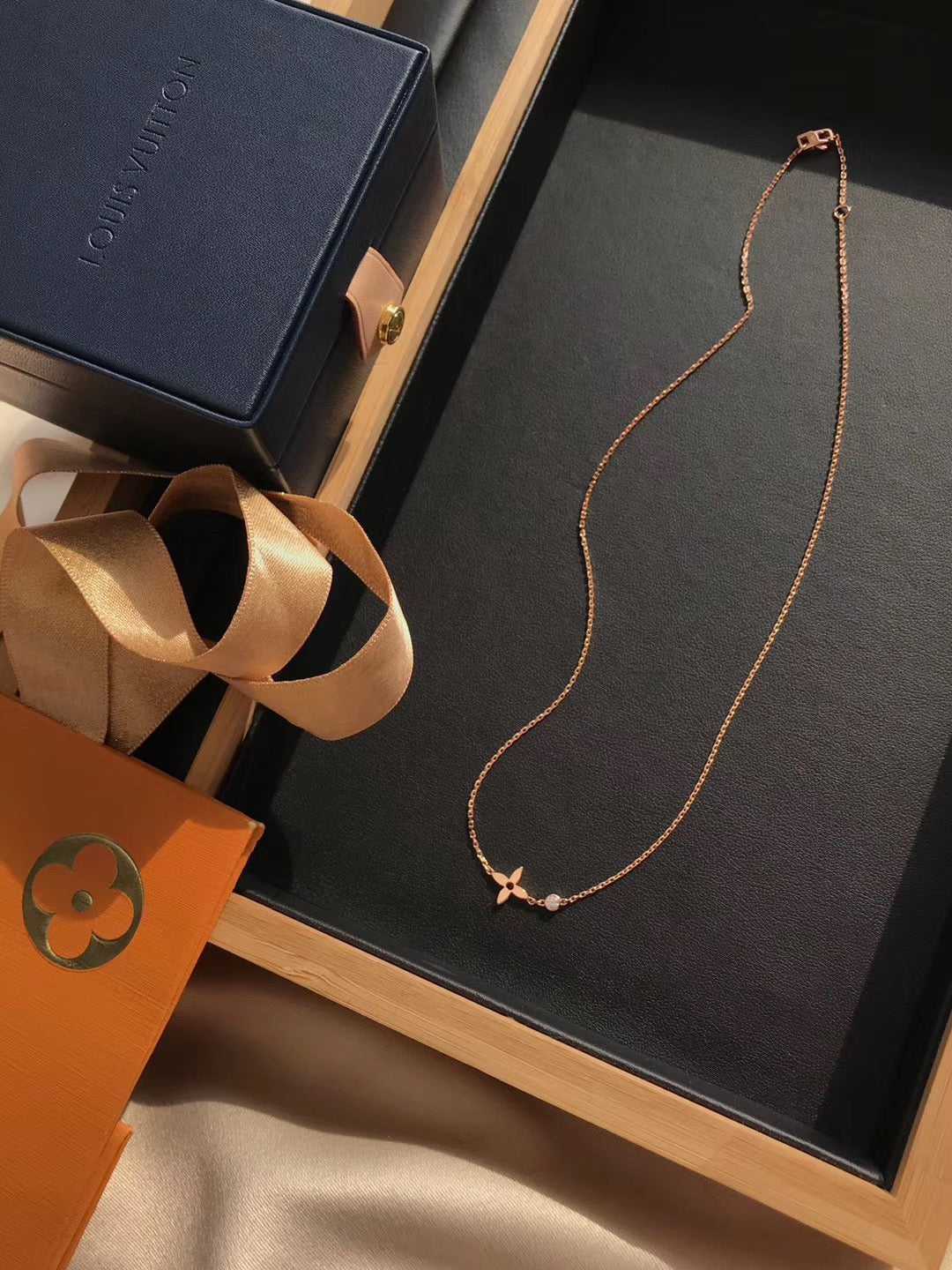 [Glimmer]BLOSSOM PENDANT PINK GOLD AND DIAMOND
