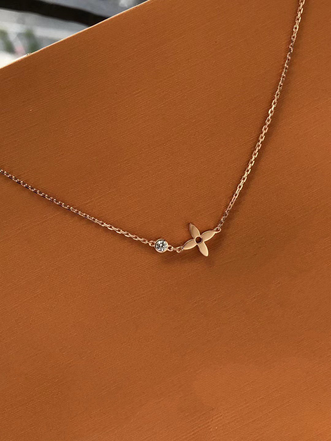 [Glimmer]BLOSSOM PENDANT PINK GOLD AND DIAMOND