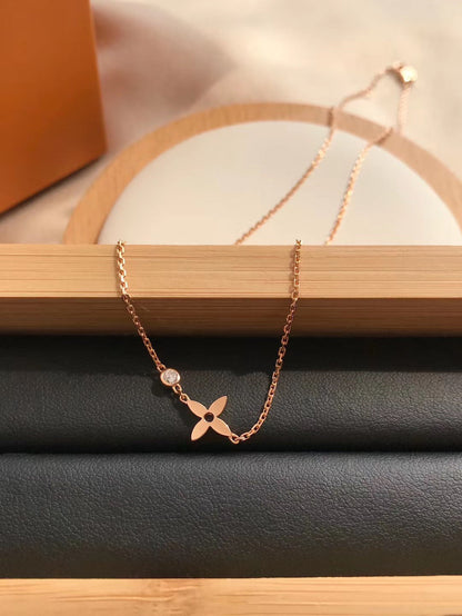 [Glimmer]BLOSSOM PENDANT PINK GOLD AND DIAMOND