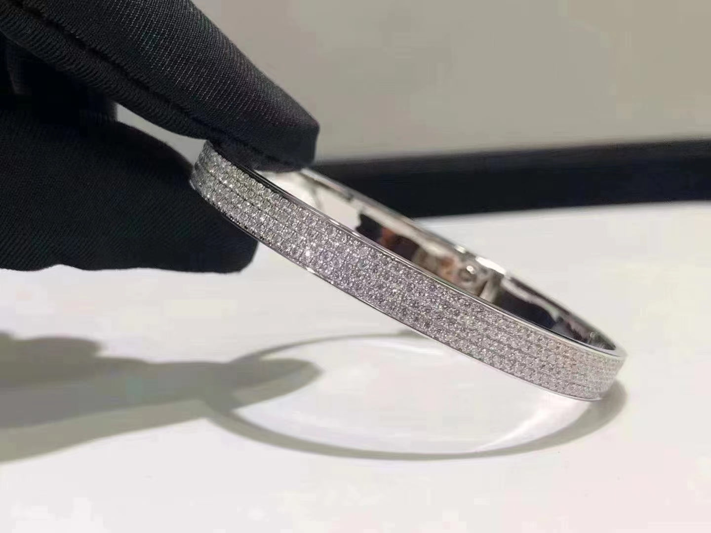 [Glimmer]HM KELLY BRACELET IN SILVER AND FULL PAVE DIAMOND