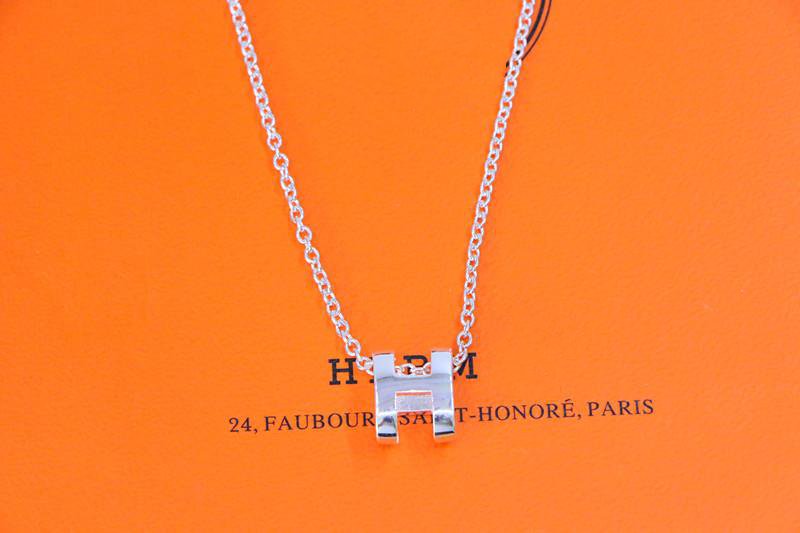[Glimmer]HM NECKLACE H LETTER OVAL SERIES