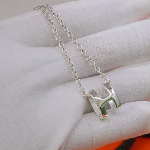 [Glimmer]HM NECKLACE H LETTER OVAL SERIES