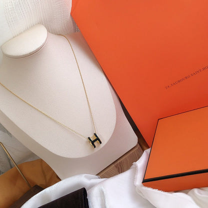 [Glimmer]HM CLIC BLACK ENAMEL GOLD NECKLACE