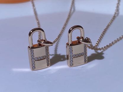 [Glimmer]HM ADVANCED NICHE LOCK HEAD NECKLACE DIAMONDS