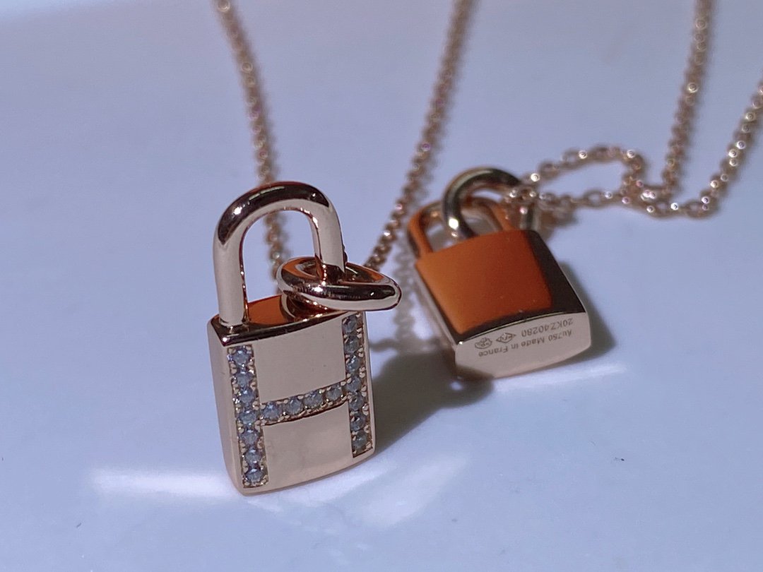 [Glimmer]HM ADVANCED NICHE LOCK HEAD NECKLACE DIAMONDS