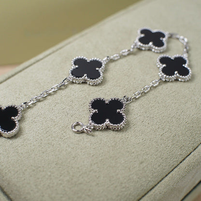 [Glimmer] CLOVER 5 MOTIF ONYXS BRACELET COLLECTION
