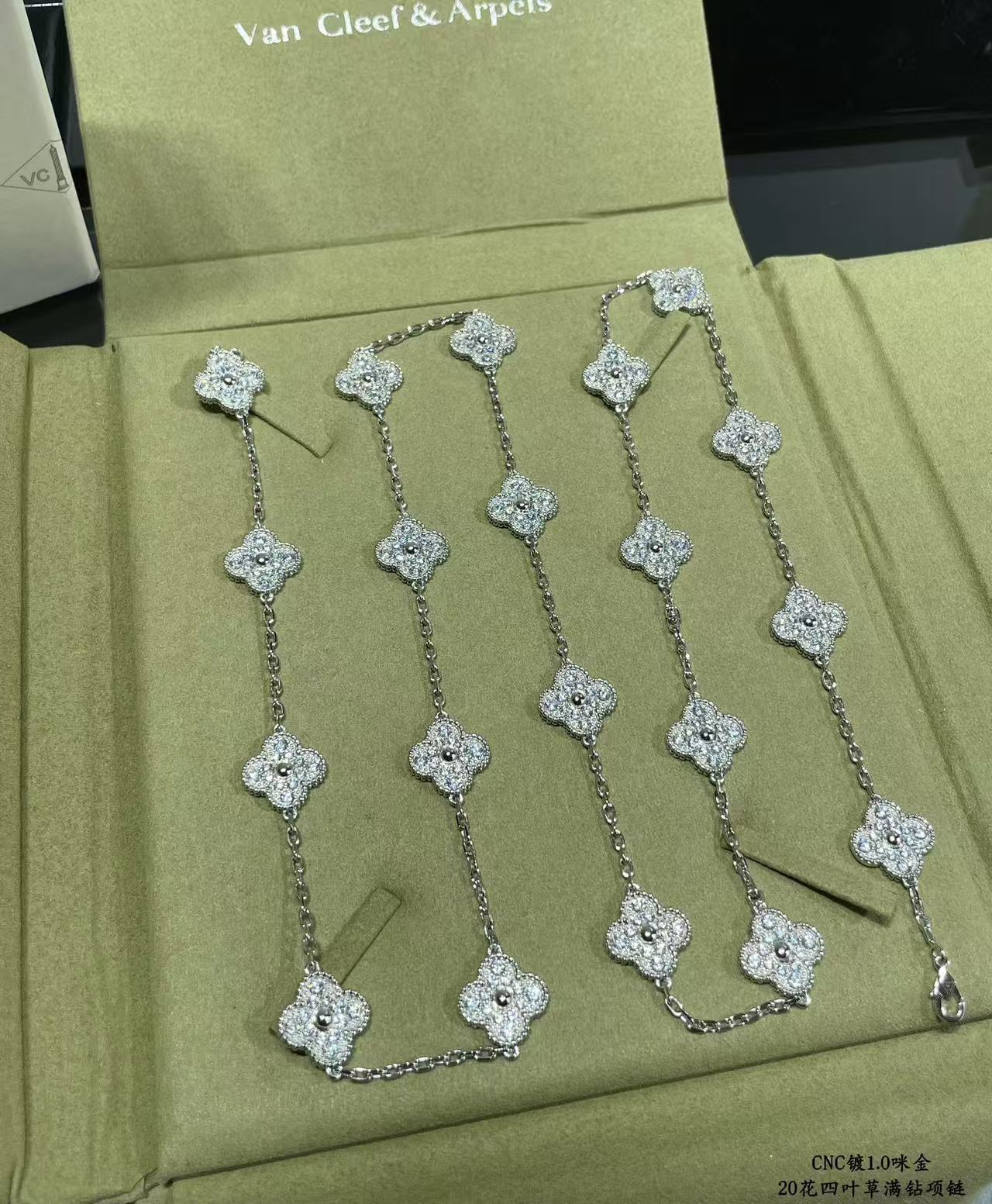 [Glimmer]CLOVER 20 MOTIFS FULL-DIAMOND NECKLACE