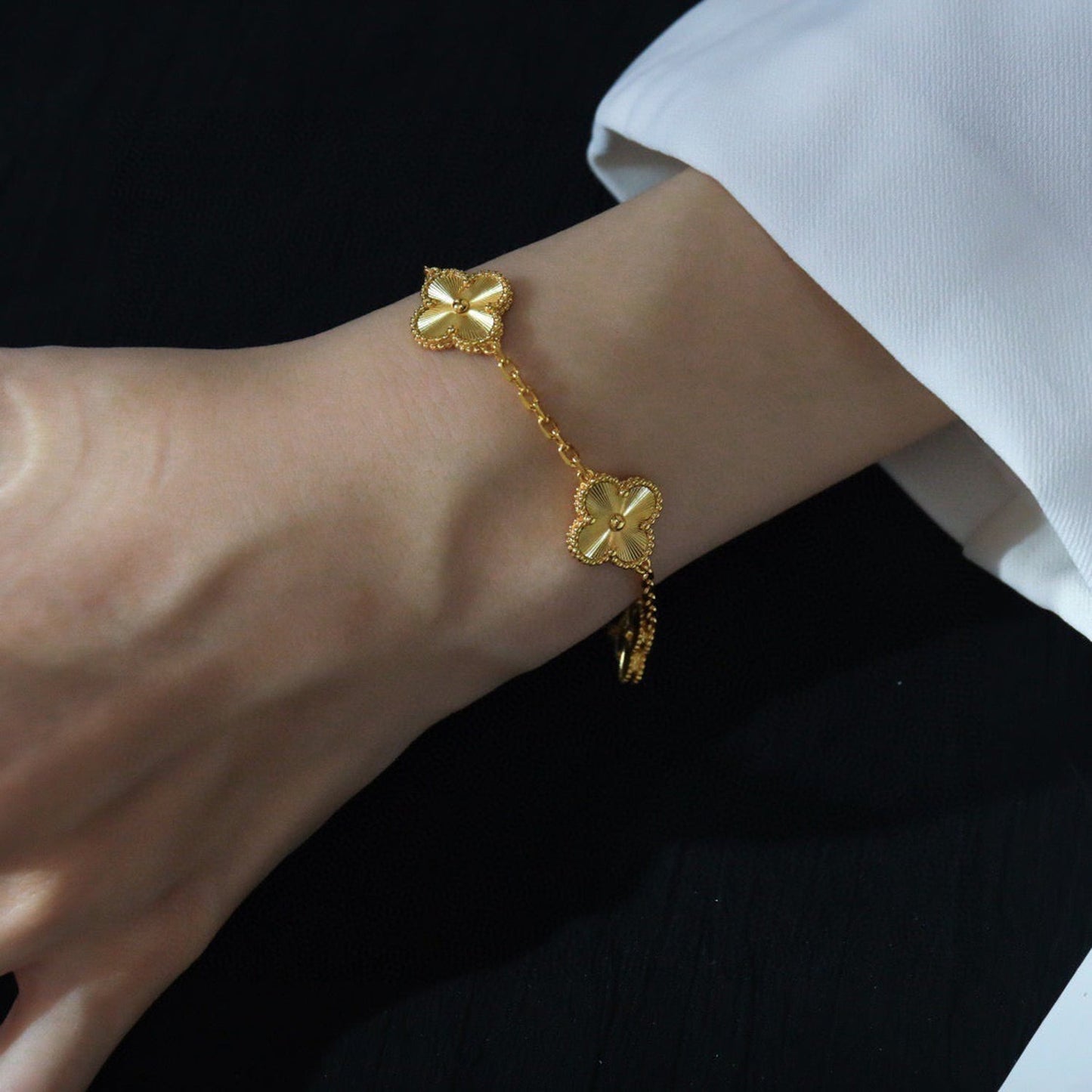 [Glimmer] CLOVER 5 MOTIF LASER BRACELET COLLECTION