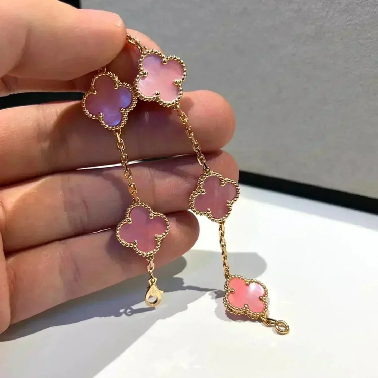 [Glimmer] CLOVER 5 MOTIFS  PINK MOP BRACELET COLLECTION