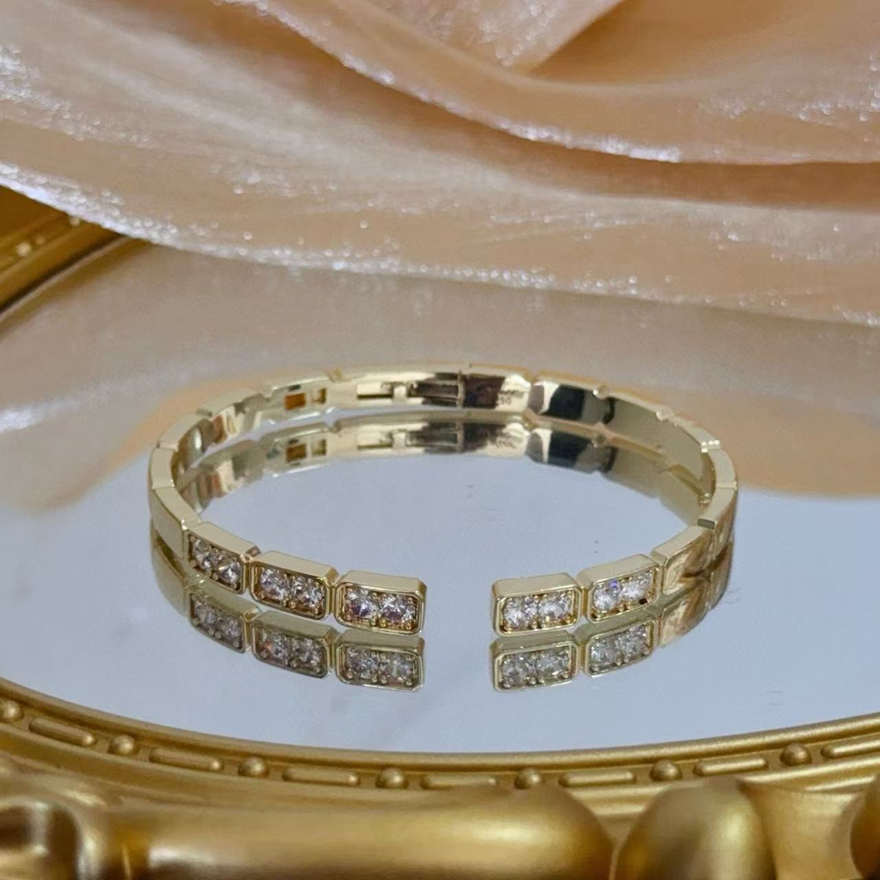 [Glimmer jewelrys]LOVE DIAMOND OPEN  BRACELET