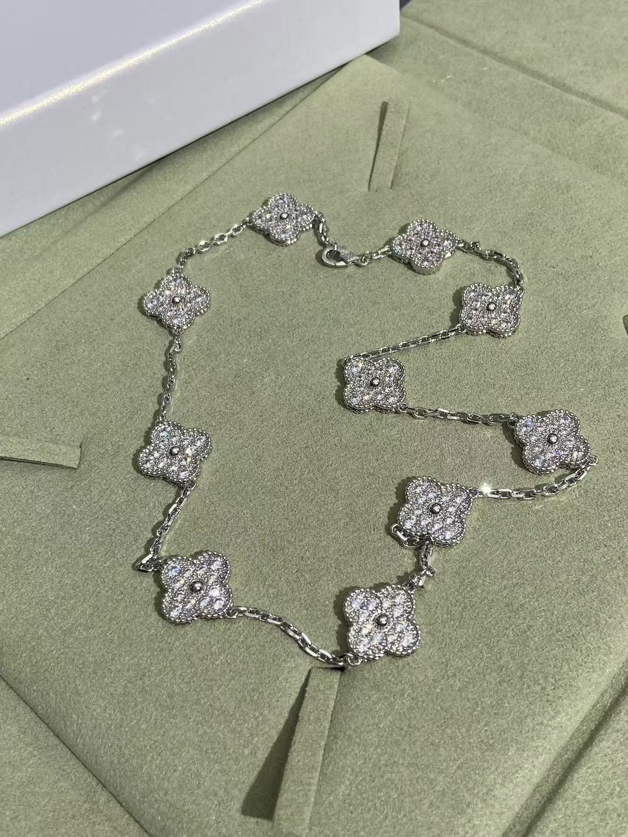 [Glimmer Jewelry]CLOVER 10 MOTIFS  FULL DIAMOND NECKLACE