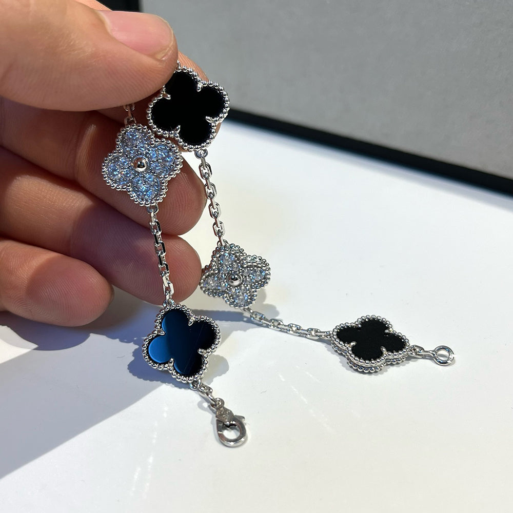 [Glimmer] CLOVER 5 MOTIF ONYXS BRACELET COLLECTION
