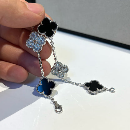 [Glimmer] CLOVER 5 MOTIF ONYXS BRACELET COLLECTION