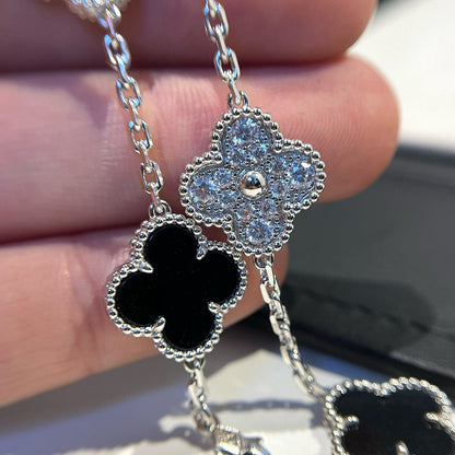 [Glimmer] CLOVER 5 MOTIF ONYXS BRACELET COLLECTION