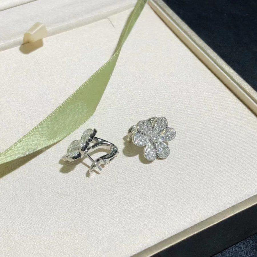 [Glimmer]FRIVOLE SILVER FLOWER DIAMOND EARRINGS