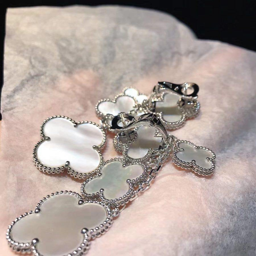 [Glimmer]CLOVER EARRINGS WHITE MOP 4 MOTIFS SILVER