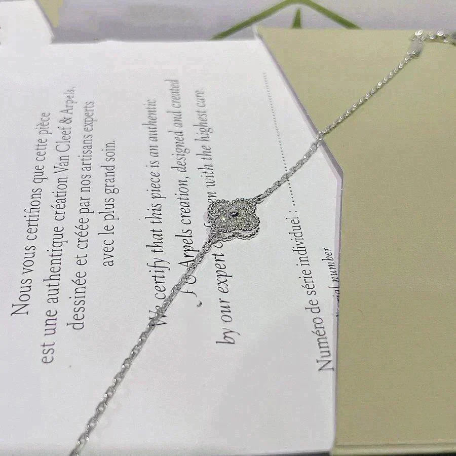 [Glimmer]CLOVER  SINGLE FLOWER BRACELET SILVER