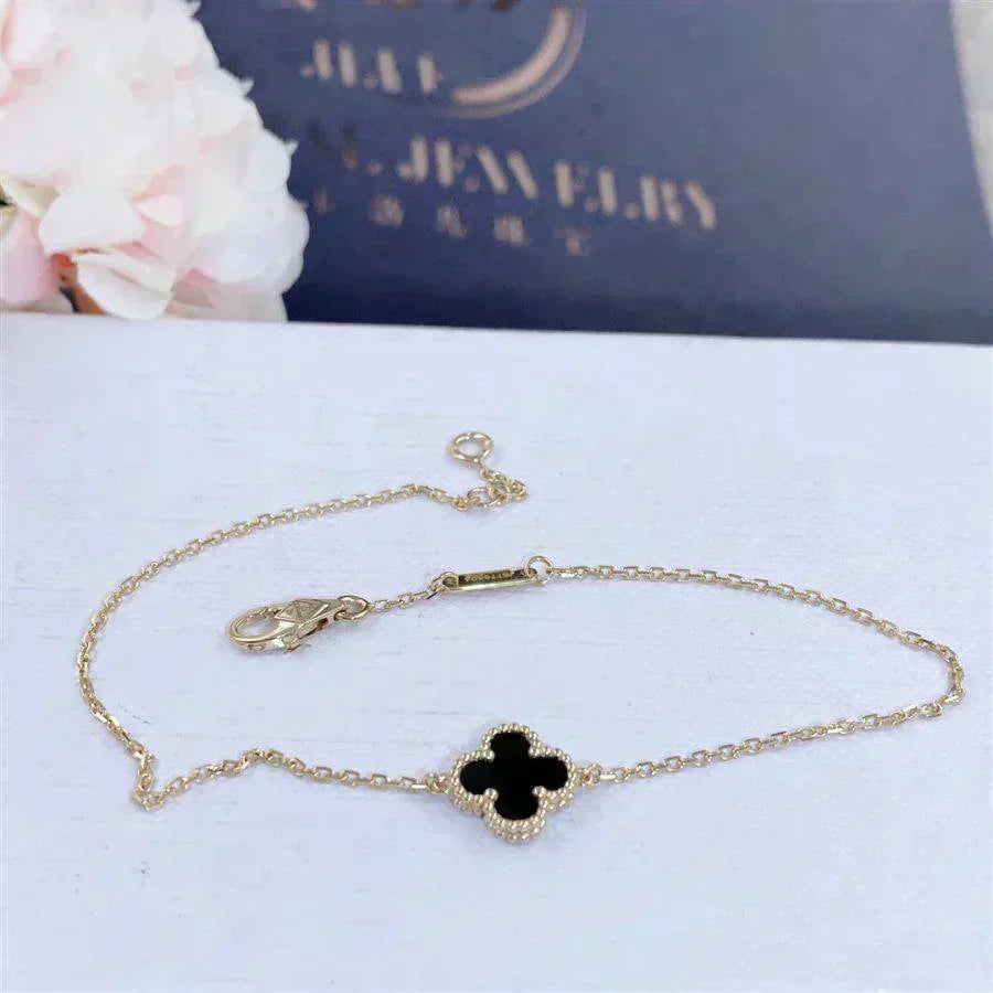 [Glimmer]CLOVER ONYX SINGLE FLOWER BRACELET