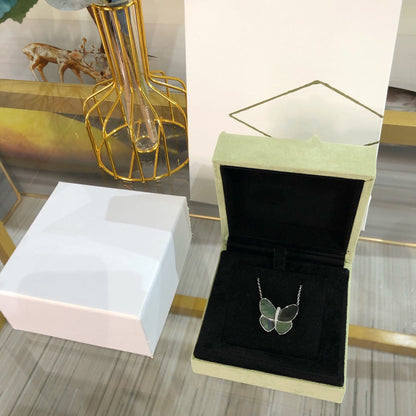 [Glimmer]ラージバタフライシルバーペンダントダイヤモンドネックレス
