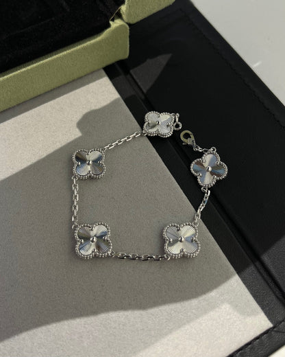 [Glimmer] CLOVER 5 MOTIF LASER BRACELET COLLECTION